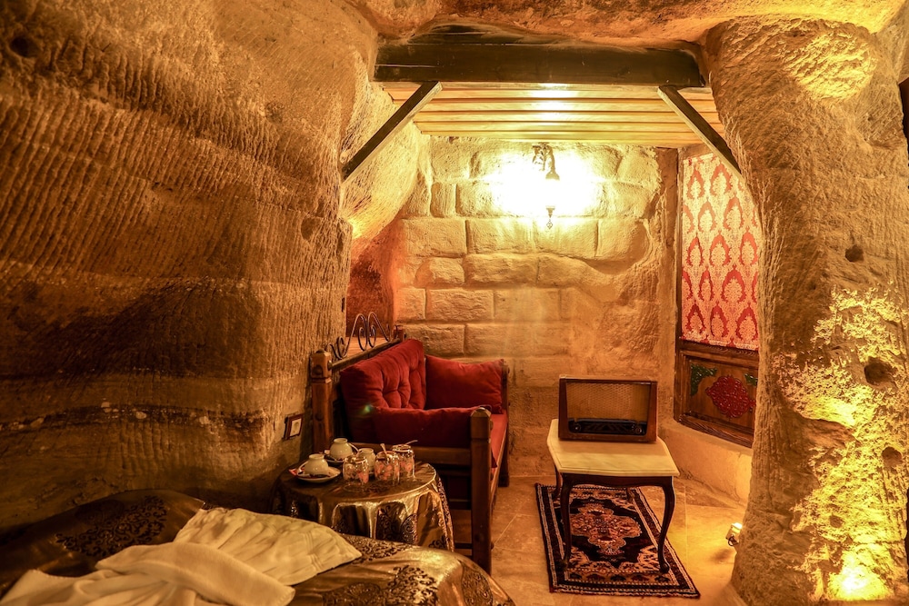 Goreme Palace Cave Suites