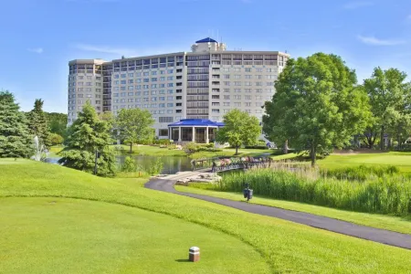 Hilton Chicago Oak Brook Hills Resort & Conference Center