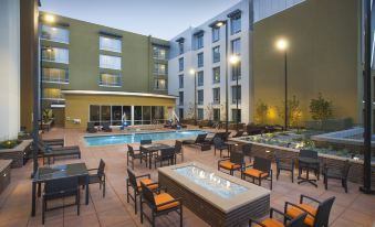 Hilton Garden Inn Burbank Downtown