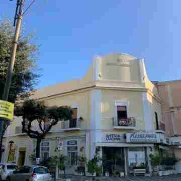 Hotel Apollo Hotel Exterior