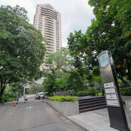 Somerset Park Suanplu Bangkok Отели рядом с достопримечательностью «Эмпайр Тауэр»