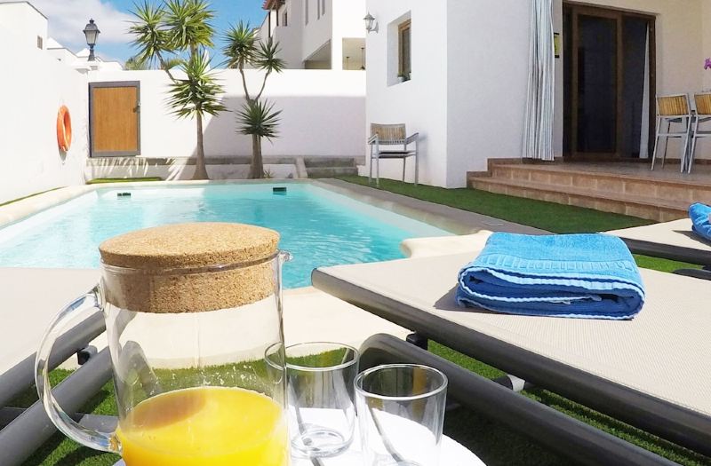 Las Caletas Village-Costa Teguise Updated 2022 Room Price-Reviews & Deals |  Trip.com