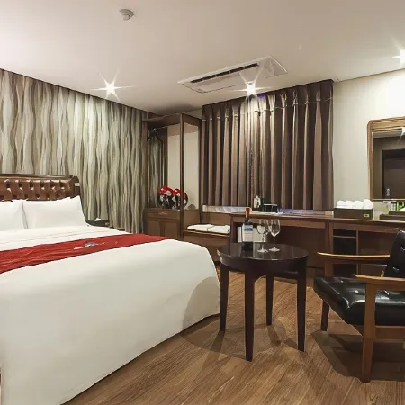 Harmony Hotel Отели рядом с достопримечательностью «Станция метро Jamsil»