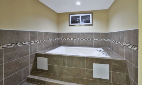 Holiday Inn Express & Suites CIRCLEVILLE by IHG