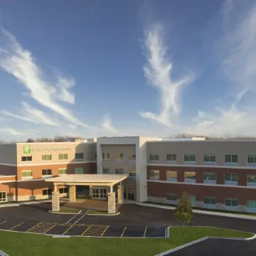 Holiday Inn Express & Suites LOCKPORT by IHG