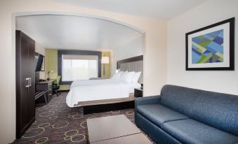 Holiday Inn Express & Suites Tucumcari