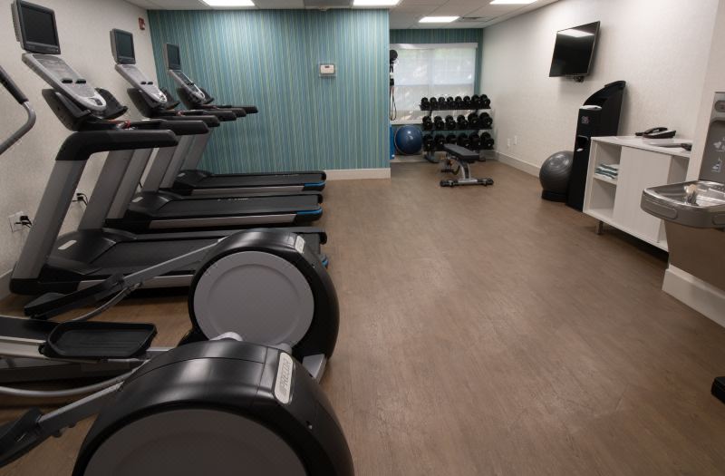 Holiday Inn Express & Suites Manassas by IHG photo 3