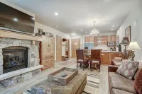 Luxury 1-Bedroom Ski-in Out Condo with Slopeside Heated Pool, No Cleaning Fee 1 Condo by Redawning Hotels in 