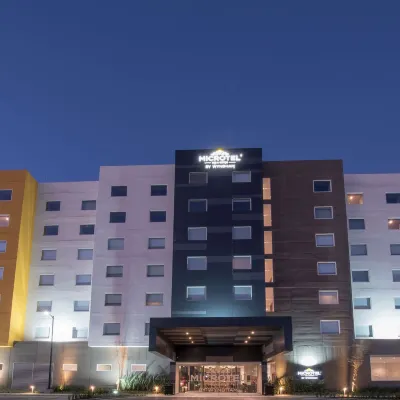 Microtel Inn & Suites by Wyndham Guadalajara Sur Hotels near Zapopan Bus Station