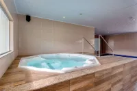 Wyndham Olimpia Royal Hotels - Hot Tub