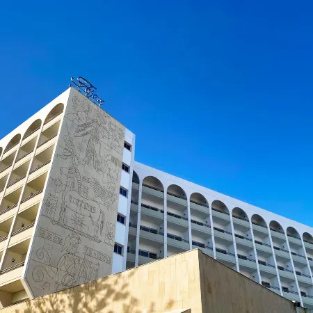 Ajax Hotel