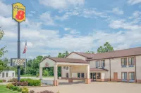 Super 8 by Wyndham Vincennes Hotels in Vincennes
