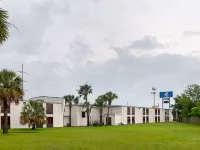 Motel 6 New Orleans, la - Near Downtown Hotels near Boreas Park