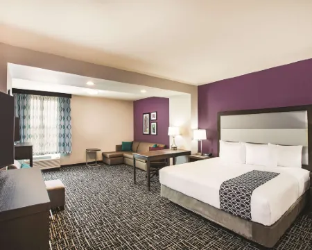 La Quinta Inn & Suites by Wyndham McAllen la Plaza Mall マッカレンのホテル