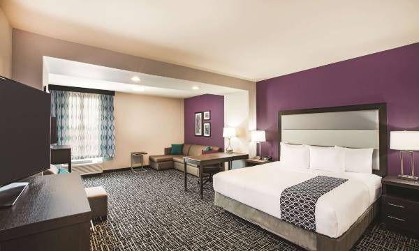 La Quinta Inn & Suites by Wyndham McAllen la Plaza Mall