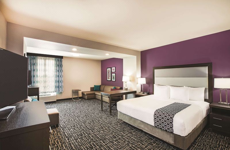 La Quinta Inn & Suites by Wyndham McAllen la Plaza Mall