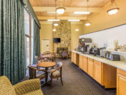 Econo Lodge Hotels in Thomasville