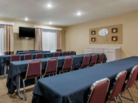 Comfort Suites Near Route 66 Hotels in Springfield