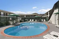 Travelodge by Wyndham Wenatchee Hotels in East Wenatchee