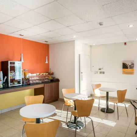 Motel 6 Moncton, NB