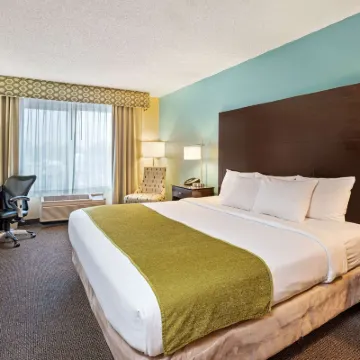 La Quinta Inn & Suites by Wyndham Boise Airport Hotels near Downtown Boise