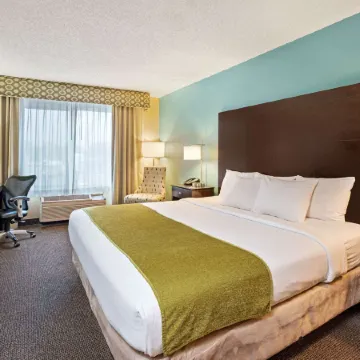 La Quinta Inn & Suites by Wyndham Boise Airport