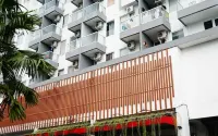 Golom Alpha Room by Vivo Apartment Các khách sạn gần Upside Down World