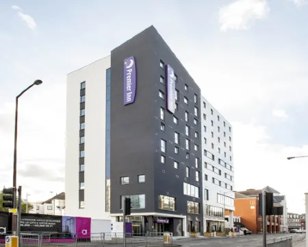 Premier Inn Woking Town Centre Hotels in Woking