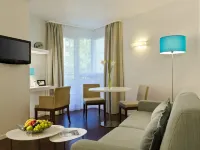 RockyPop Marseille Hôtel Hotels near Saint-Pierre