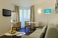 RockyPop Marseille Hôtel - 4-Star