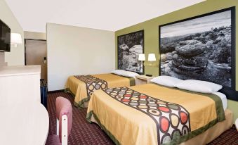 Super 8 by Wyndham Metropolis