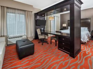 Hampton Inn & Suites Tulsa/Catoosa