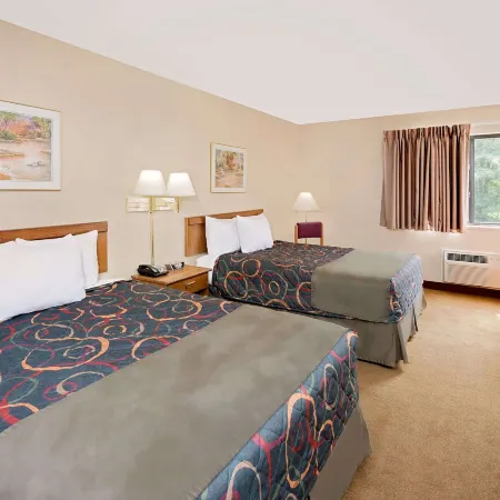 Days Inn by Wyndham Boonville