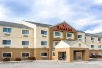 Country Inn & Suites by Radisson, Coeur d'Alene فنادق في 