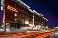 Hampton Inn & Suites Raleigh Downtown Hotel in zona University Theatre at NC State University
