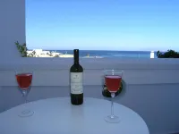 Blue Waves Suites & Apartments - Pet friendly