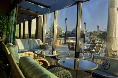 VIP Executive Eden Aparthotel