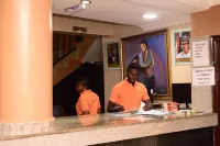 B & S Hotel فنادق في Agege
