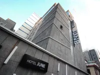 호텔 준 해운대 (Hotel JUNE Haeundae)