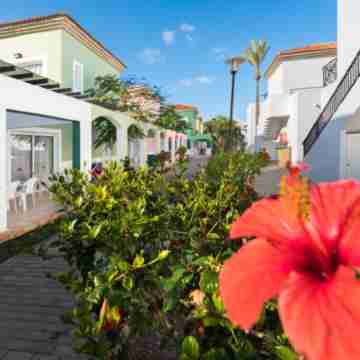 Broncemar Beach Suites Hotel Exterior