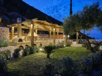 Artemis Villas - Spectacular Views & Ideal for Large Groups, by ZanteWize