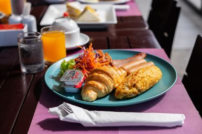 料理 ザ リーフ オーシャンサイド リゾートの写真