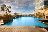 Holiday Inn Cochin Hotels in Kochi