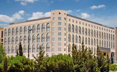 Grand Court Hotel Hotel di 