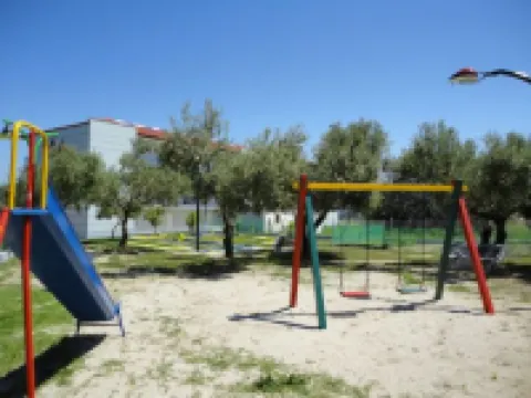 Royal Hotel and Suites