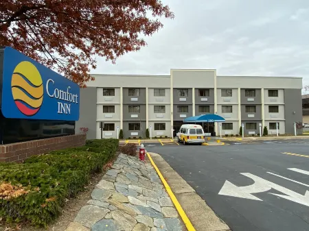 Comfort Inn Herndon-Reston