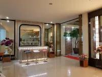 Victoria Inn Hotels in Mapanget