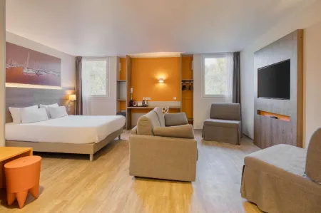 Best Western Hotelio Montpellier Sud Отели в г. Лат