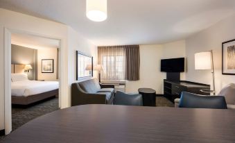 Sonesta Simply Suites Arlington