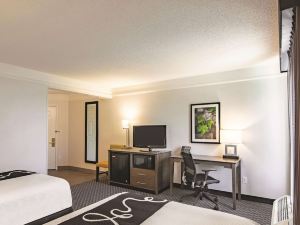 La Quinta Inn & Suites by Wyndham Oklahoma City Norman